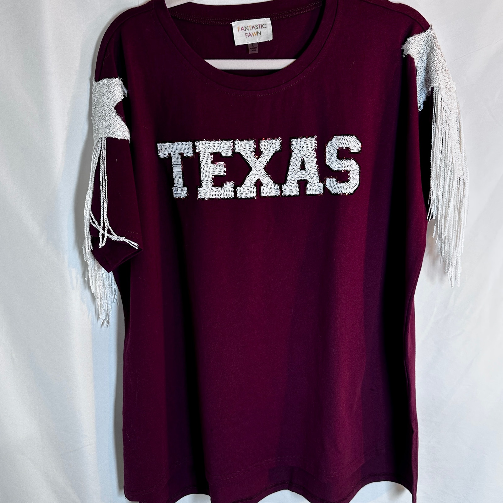 Nwot Fantastic Fawn Game Day Maroon Sequin Texas Stars & Fringe T-Shirt
